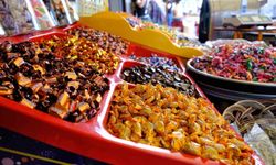 Bayram şekerleri tezgahlarda yerini aldı