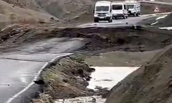 Bingöl'de yol çökmesi sonucu ulaşım durduruldu