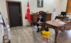 Bulanık’ta Halk Günü’nde vatandaşlarla birebir görüşme yapılıyor