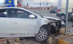 Erciş'te trafik kazasında 1 kişi yaralandı