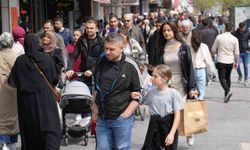Erzincan’da bayram alışverişi çarşı ve pazarı hareketlendirdi