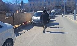 Erzincan’da inşaat alanları yayaların güvenliğini tehdit ediyor