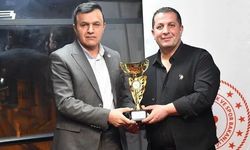 Hakkari'de üç bant bilardo heyecanı yaşandı