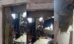 Hakkari'de yağışlara dayanamayan bir ev çöktü