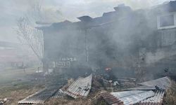 Iğdır'da çıkan yangında ev kullanılamaz hale geldi