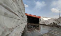 Karabet Geçidi'nde kar kalınlığı rekor seviyeye ulaştı