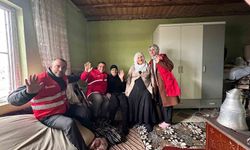 Kızılay Muradiye Şubesi'nden yaşlılara yürek ısıtan ziyaret
