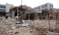 Malatya'da restorasyondaki caminin duvarı çöktü: 1 kişi yaralandı