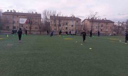 Muş'ta futbol antrenmanları devam ediyor