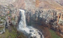 Muş’ta kar suları eridi, akarsu ve şelaleler gürledi