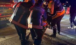 Trafik kazasında otomobil ters döndü: 7 yaralı