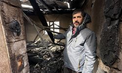 Yüksekova'da çıkan yangın bir evi harabeye çevirdi