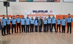 Bitlis’teki masa tenisi turnuvasında Ahlatlı 3 hakem görev aldı