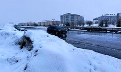 Bitlis’te kar yağışı yeniden etkili olmaya başladı