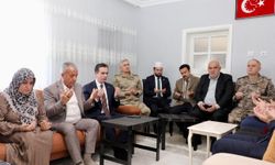 Vali Karakaya, Ahlat’ta şehit ailesini ziyaret etti