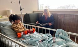 Bitlis'te “Şifa Oyuncağım” projesiyle çocuk servisine moral desteği