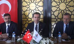 Tatvan’da “Bitlis’e Değer Katan Projeler” Toplantısı Yapıldı