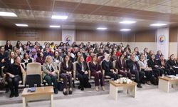 Ardahan'da Kadın Girişimciliği Zirvesine yoğun katılım