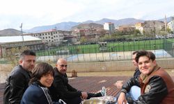 Çatıda kaygana keyfiyle maç heyecanı