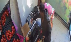 Kasada kimse yoktu: Alışverişini yapıp parasını bıraktı