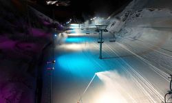 Palandöken’de kayak sezonu suni karla uzatıldı