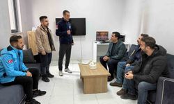 Şemdinli'de polislere tatlı jest