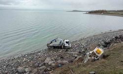 VASKİ'ye ait vinç kaza yaptı: 1 kişi yaralandı