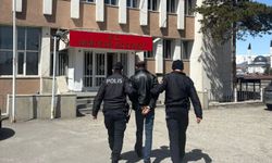 Vites ile teyip arasına zulalanan uyuşturucu ele geçirildi