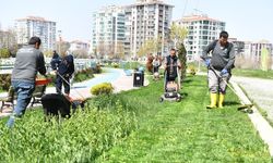 Yeşilyurt'ta park ve yeşil alanlarda bakım ve onarım çalışması başladı