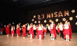 Ahlat’ta 23 Nisan coşkuyla kutlandı