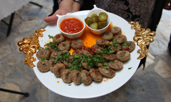 Ahlat’ta coğrafi işaretli lezzetler yarışacak