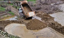 Kırsalda Yol Onarım Çalışmaları Sürüyor