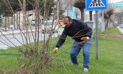 Bitlis’te bahar temizliği çalışmaları aralıksız sürüyor.