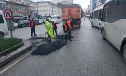 Karayolları 112. Şube Şefliği’nden Tatvan’da yol bakım çalışması