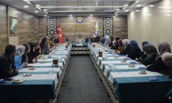 TATSO Başkanı Bilal Adabağ, Ankara’dan Bitlis’e gelen kadın STK başkanlarını ağırladı