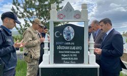 Arpaçay'da bayramda şehitlik ziyareti yapıldı