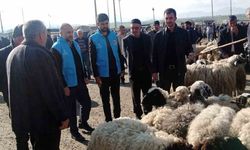 Çaldıran'da din görevlilerinden vatandaşa eğitim