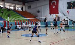 Elazığ'da Yıldız Kızlar Voleybol Türkiye Yarı Finalleri sona erdi