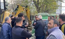 Erzurum'da Çifte Kardeşler Türbesi'nde yıkım gerginliği yaşandı