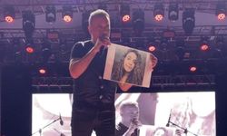 Haluk Levent'in Gülistan Doku için sahneden verdiği mesaj merak uyandırdı