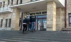 Muş'ta aranan 2 hükümlü yakalanarak cezaevine gönderildi