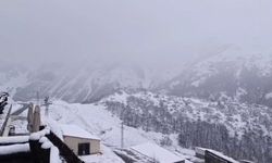 Tunceli'ye bahar ortasında kar yağışı