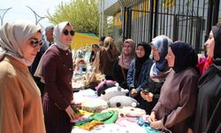 Üniversite öğrencilerinin yıl boyunca yaptıkları el emeği ürünler beğeniye sunuldu