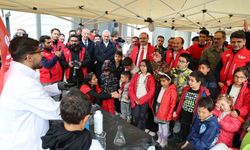 Üreten eller bilimle bir araya geldi