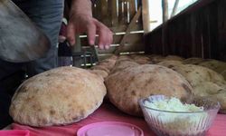 Uzundere’de doğal ekmek üretimi yoğun talep görüyor