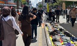 Van'da caddelerde bayram yoğunluğu yaşanıyor
