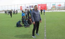 Vanlı eğitimciden şampiyonluklarla dolu 20 yıllık duygulandıran veda