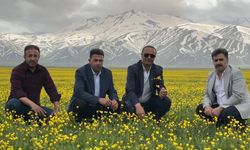 Yüksekova'da iki mevsim aynı karede buluştu