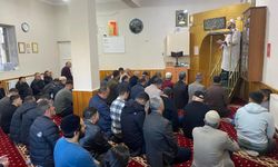 Ahlat’ta Kurban Bayramı namazı için camiler doldu