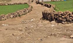 Kışın tahrip ettiği köy yollarında bakım seferberliği